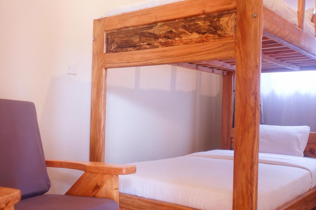 Silver Oaks Hotel Boma Fort Portal Ngoại thất bức ảnh